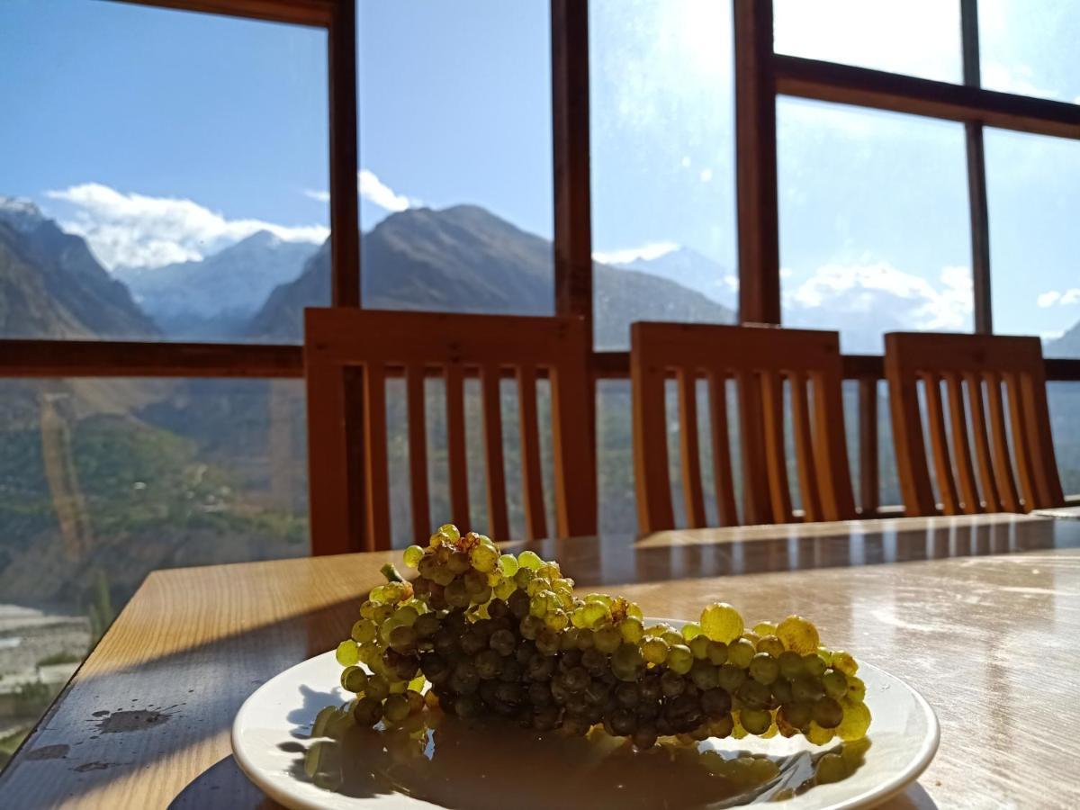 Old Hunza Inn Karimabad  Bagian luar foto
