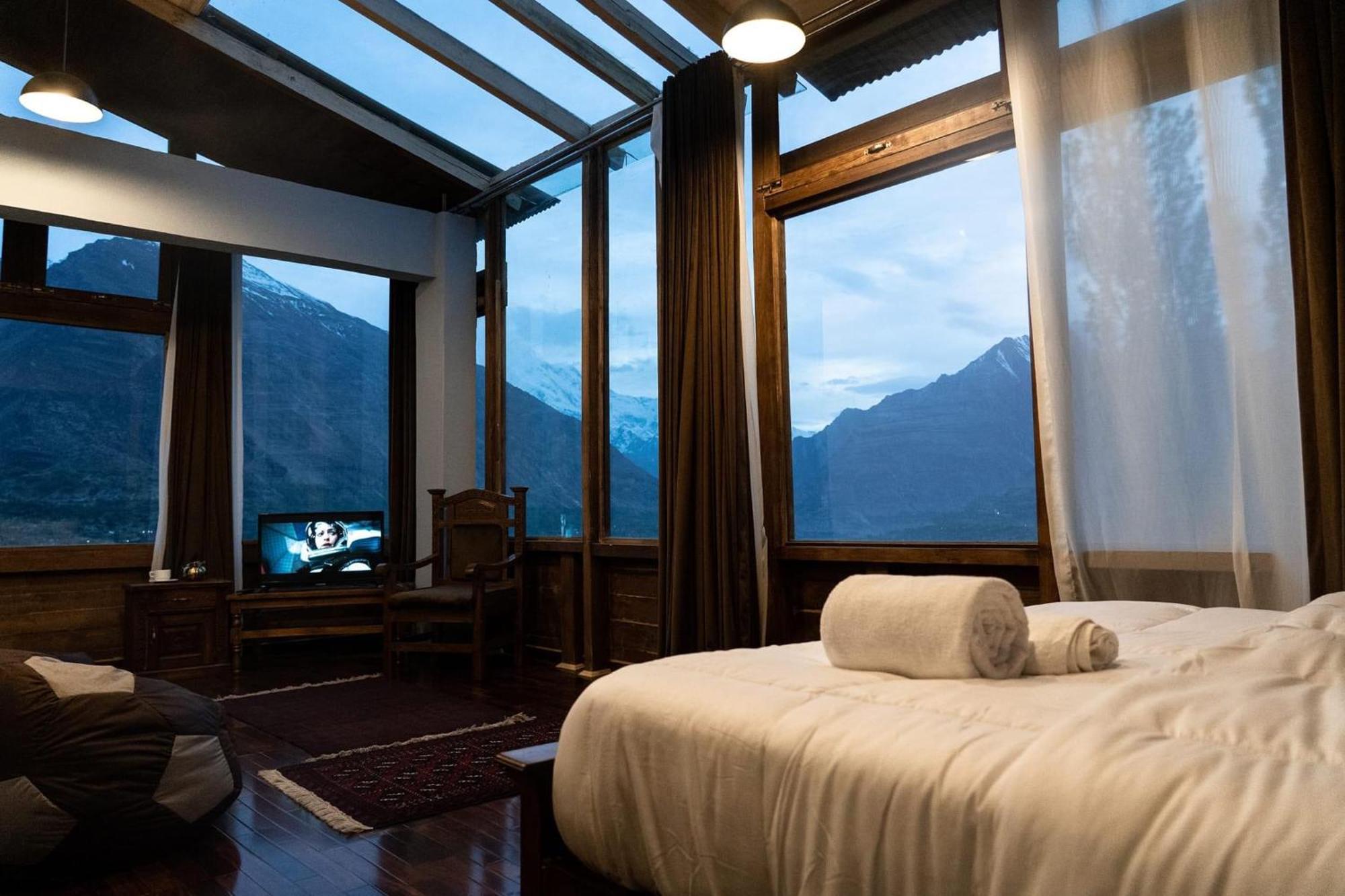 Old Hunza Inn Karimabad  Bagian luar foto